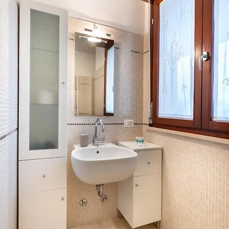 Dimora Mare Expo Apartment *